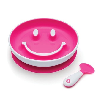 Set Lingurita si Farfurie cu Ventuza Munchkin Smiley Face, 9L+, Roz Set Lingurita si Farfurie cu Ventuza Munchkin Smiley Face, 9L+, Roz