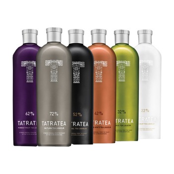 Set 6 Sticle, Tatratea, Lichior de ceai, Coconut 22%, Citrus 32%, Peach 42%, Original 52%, Forest Fruit 62%, Outlaw 72%, 0,7 l Set 6 Sticle, Tatratea, Lichior de ceai, Coconut 22%, Citrus 32%, Peach 42%, Original 52%, Forest Fruit 62%, Outlaw 72%, 0,7 l