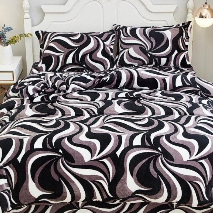 Patura Cocolino moale cu 2 fete, gofrata negru blanita alba, punga cadou Gf52