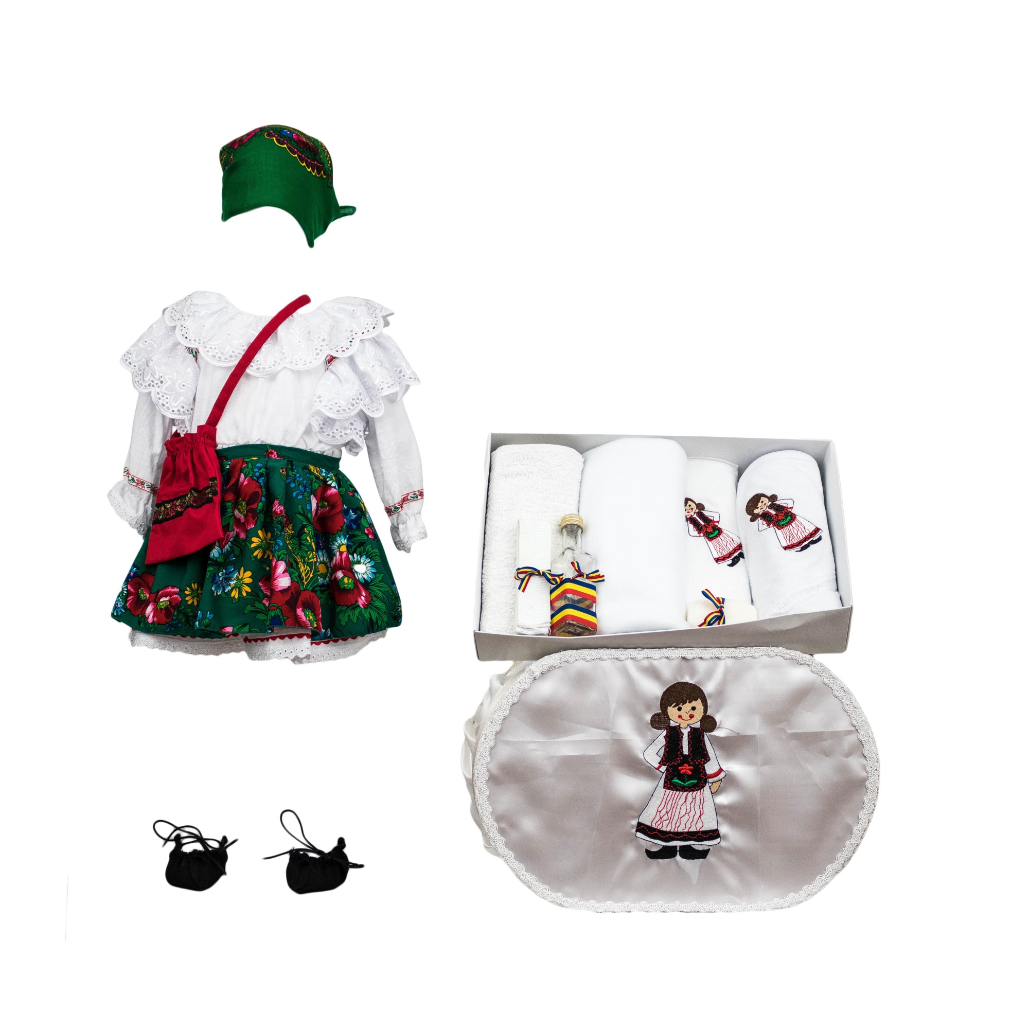 Set botez traditional Mariuca trei piese, motive multicolore verzi, varsta 3-6 luni