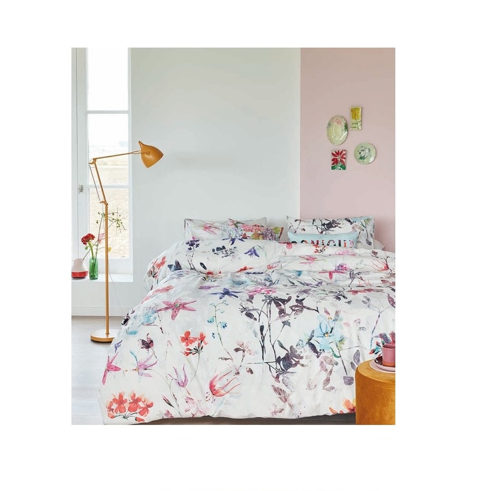 Lenjerie de pat IDL Dream Flowers pentru 2 persoane, 4 piese, 220x240, Confectionata din bumbac 100% pentru o calitate sporita, datorita texturii special create pentru a rezista uzurii