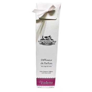Difuzor Parfum Cu Bete Ratan 100ml Violete Le Chatelard 1802 Natural Camera Difuzor Parfum Cu Bete Ratan 100ml Violete Le Chatelard 1802 Natural Camera