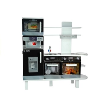 Bucatarie din lemn utilata cu electrocasnice incorporabile Bucatarie din lemn utilata cu electrocasnice incorporabile