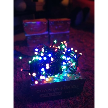 Instalatie decorativa pentru Craciun/Brad - 200 LED-uri multicolore (18 metri) Instalatie decorativa pentru Craciun/Brad - 200 LED-uri multicolore (18 metri)