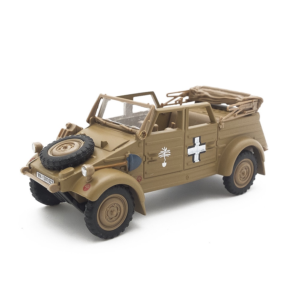 Macheta Militara Tamiya Kubelwagen Type 82 Africa Corps 1:35 Tam 35238
