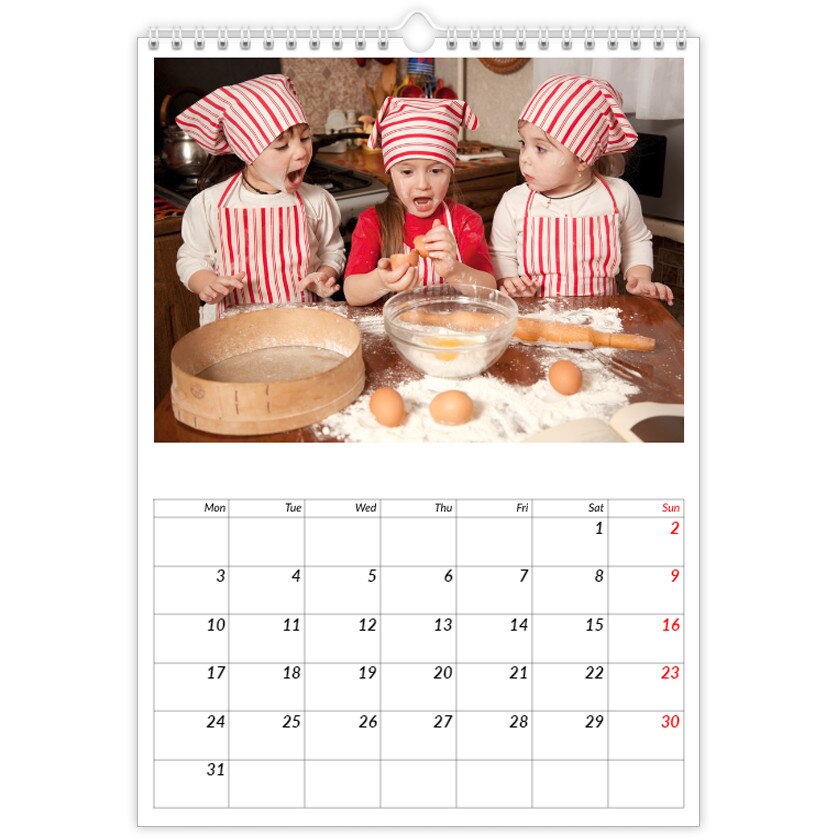 Calendar A4 de perete personalizat - personalizare inclusa