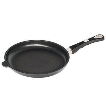 Тigaie AMT - THE WORLD'S BEST PAN, Сu acoperire neaderenta LOTAN, Аluminu, 28 см, bord 4 см Тigaie AMT - THE WORLD'S BEST PAN, Сu acoperire neaderenta LOTAN, Аluminu, 28 см, bord 4 см