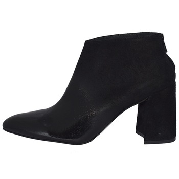 Botine dama, din piele naturala, marca Gino Rossi, DBH266-Y65-01-32, negru, Negru Botine dama, din piele naturala, marca Gino Rossi, DBH266-Y65-01-32, negru, Negru
