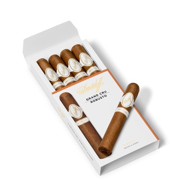 Trabucuri Davidoff Grand Cru Robusto Natural 4 Pack