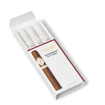 Trabuc Davidoff Aniversario No 3 Tub Toro Natural 3 Pack Trabuc Davidoff Aniversario No 3 Tub Toro Natural 3 Pack