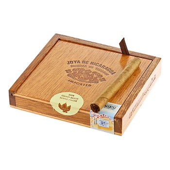 Trabucuri Joya de Nicaragua Clasico Cigarros Pequenos Natural Cutie (10 bucati) Trabucuri Joya de Nicaragua Clasico Cigarros Pequenos Natural Cutie (10 bucati)