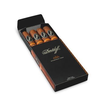 Trabucuri Davidoff Nicaragua Toro Natural 4 Pack Trabucuri Davidoff Nicaragua Toro Natural 4 Pack