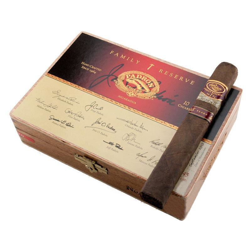 Trabucuri Padron Family Reserve No. 45 Maduro Maduro Cutie (10 bucati)
