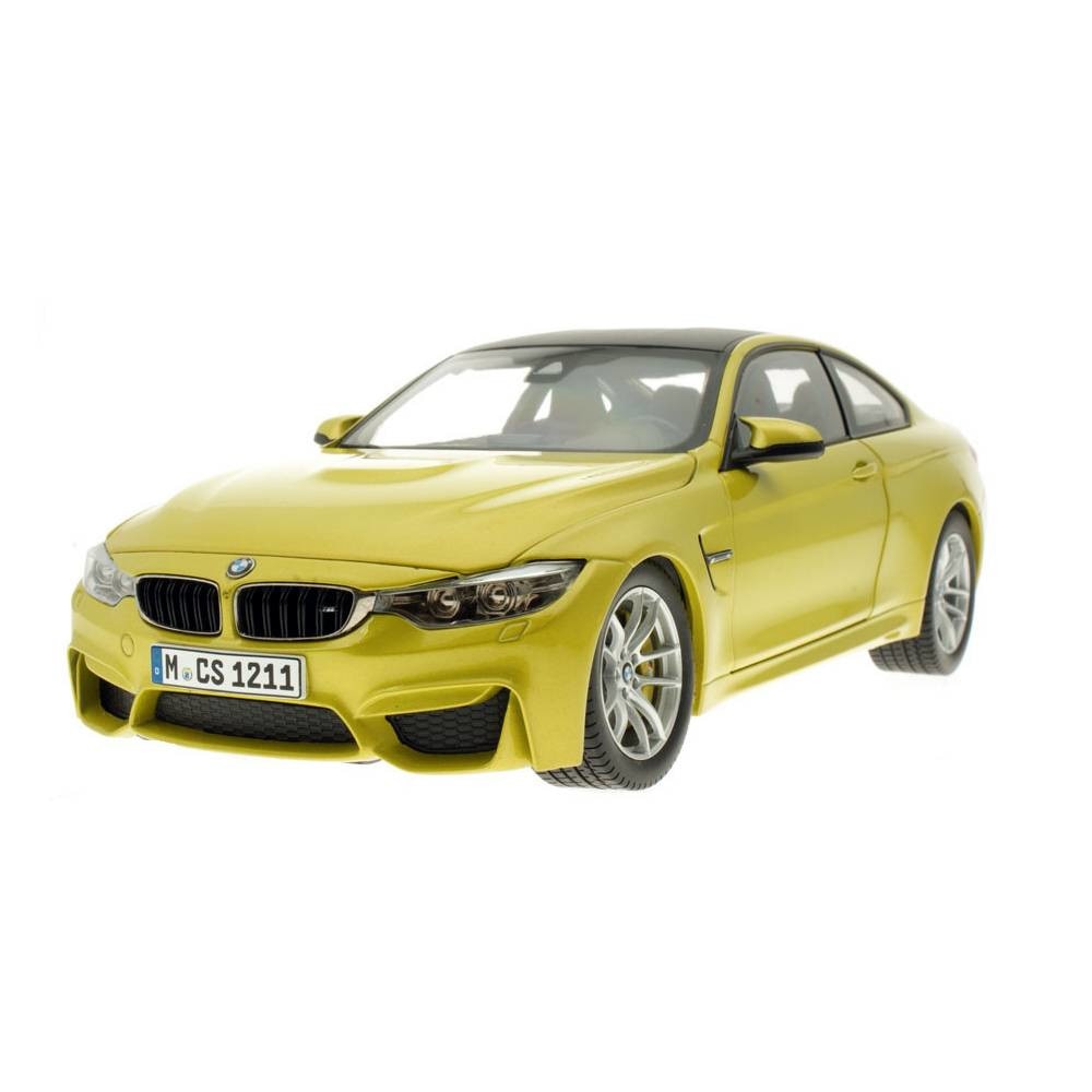 Macheta Auto BMW M4 F82, 1:18, Galben - eMAG.ro
