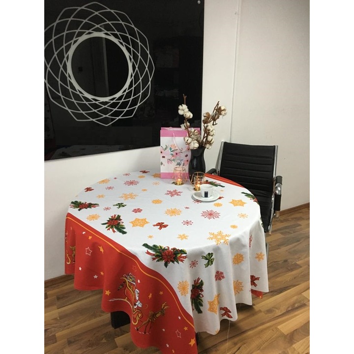 Fata de masa 150 x 180 cm, din Bumbac, motive Craciun, Ghirlanda, chenar rosu, cod 16073