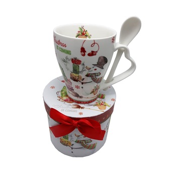 Cana cu cutie si lingurita Sweet Christmas, 200 ml Cana cu cutie si lingurita Sweet Christmas, 200 ml