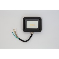 proiector led 10 w 810 lm lumina calda  3000 k  ip 65  clasa acarcasa aluminiu negru imagen 25_0_
0