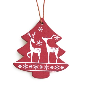 Ornament Craciun lemn bradut rosu cu cerbi albi, 7 x 6,5 cm Ornament Craciun lemn bradut rosu cu cerbi albi, 7 x 6,5 cm