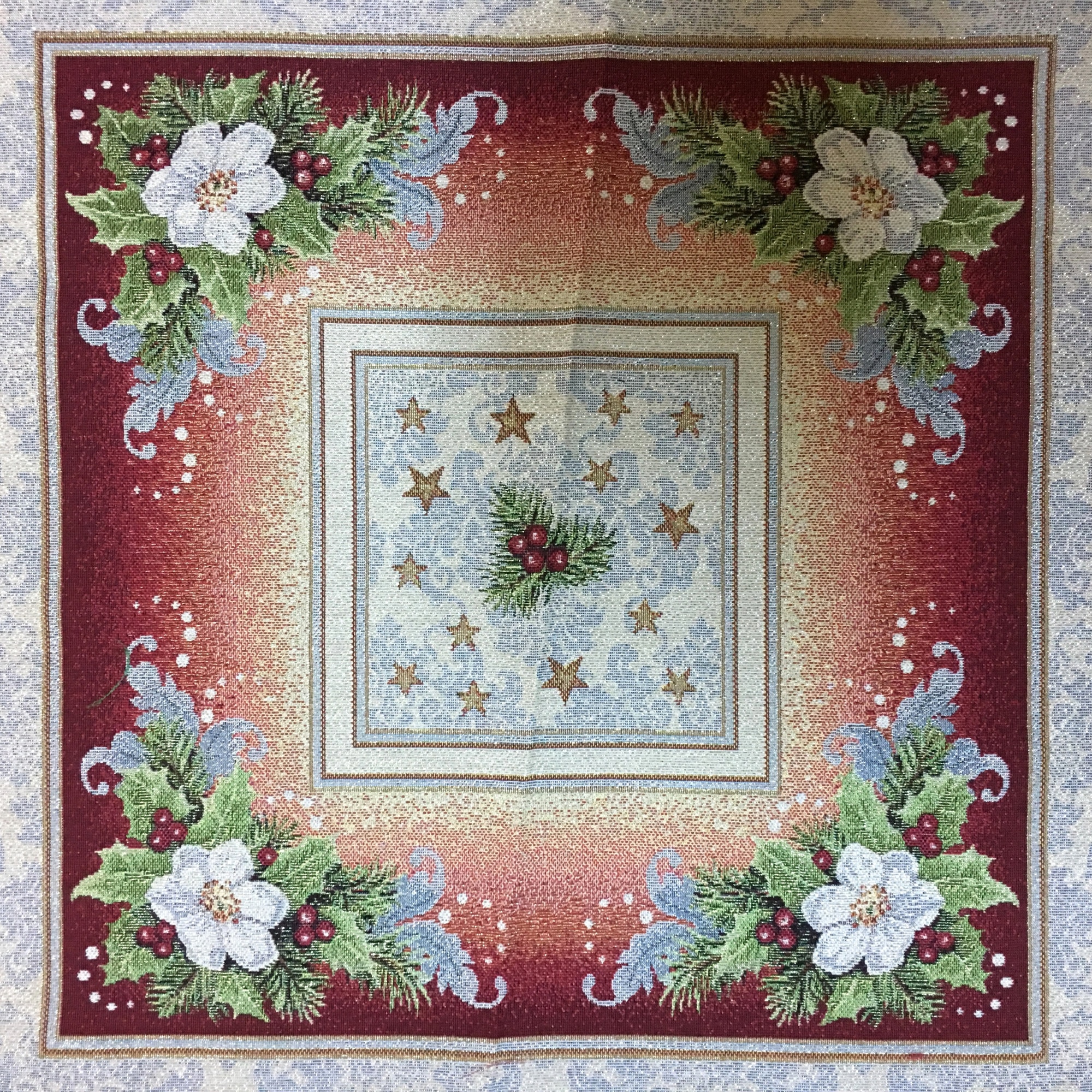 Fata perna decorativa Cerbul Albastru ,model de Craciun cu flori, dimensiune 45x45 cm