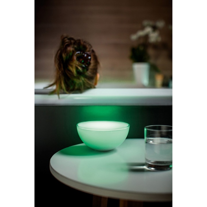 Преносима лампа LED Philips Hue Go, WiFi, 300lm, Светлина RGB