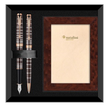 Set Parker Stilou+Pix Sonnet Dark Brown PGT in caseta de cadou cu rama foto Set Parker Stilou+Pix Sonnet Dark Brown PGT in caseta de cadou cu rama foto