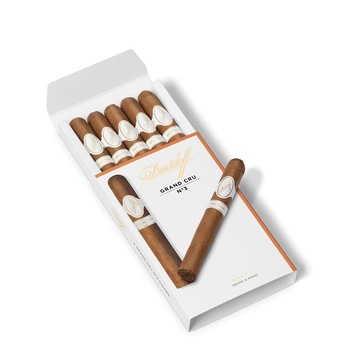 Trabuc Davidoff Grand Cru No. 3 Corona Natural 5 Pack Trabuc Davidoff Grand Cru No. 3 Corona Natural 5 Pack