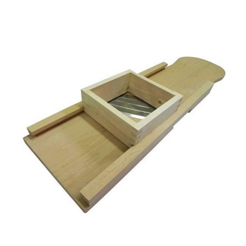 Razatoare varza cu suport din lemn Strend Pro WD3, 3 cutite, 650mm Razatoare varza cu suport din lemn Strend Pro WD3, 3 cutite, 650mm