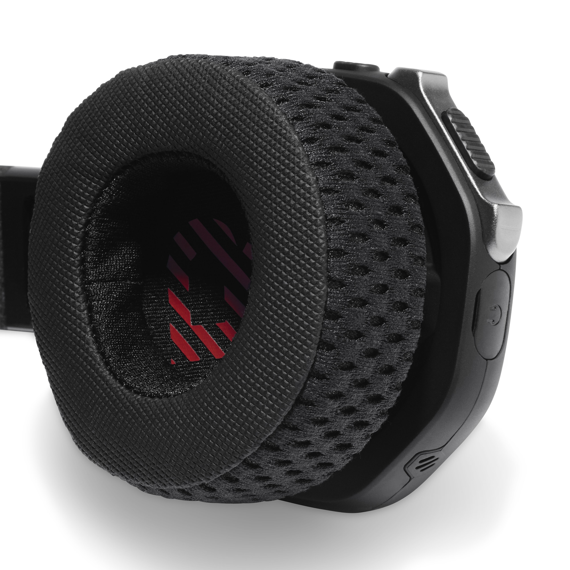 k*-様 Under Armour Sport Wireless Train JBL Under Armour Sport Wireless Train Review: These On-Ear Sports