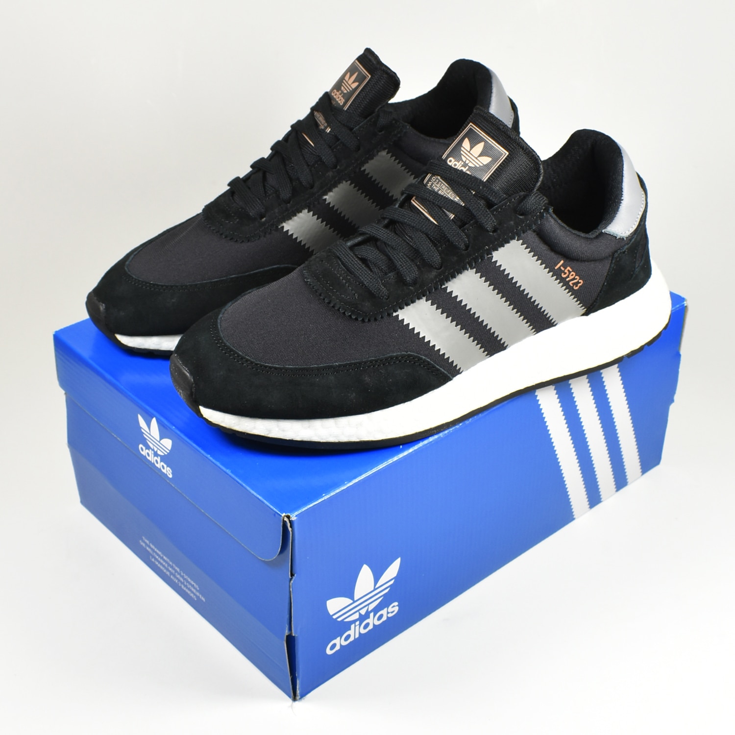 Iniki Boost Adidas I-5923 6pm Мъжки маратонки Adidas I-5923 Boost