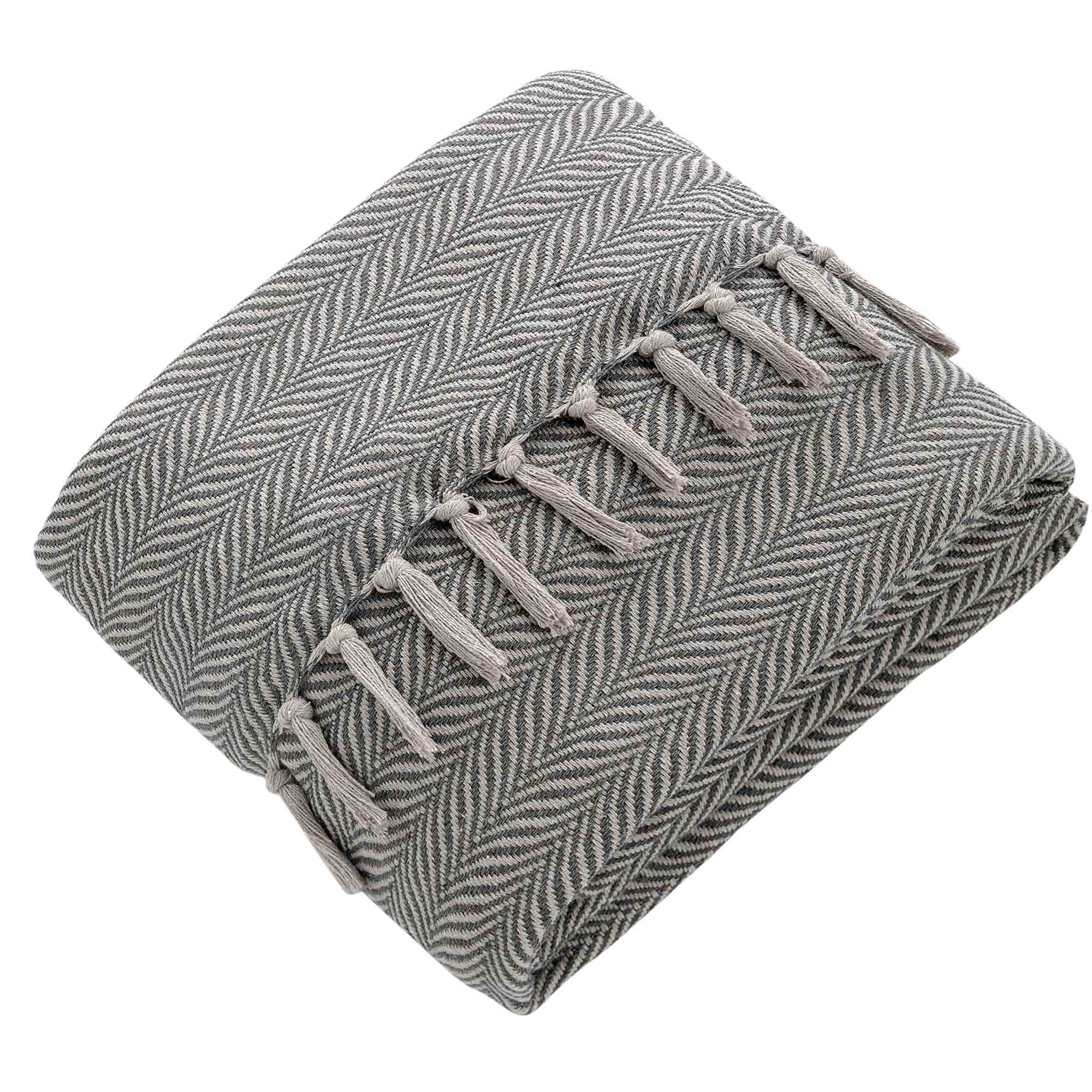 Patura Throw cu ciucuri Home Stil, 80% bumbac, 20% PES, 200x230 cm, model retro de impletitura, bej