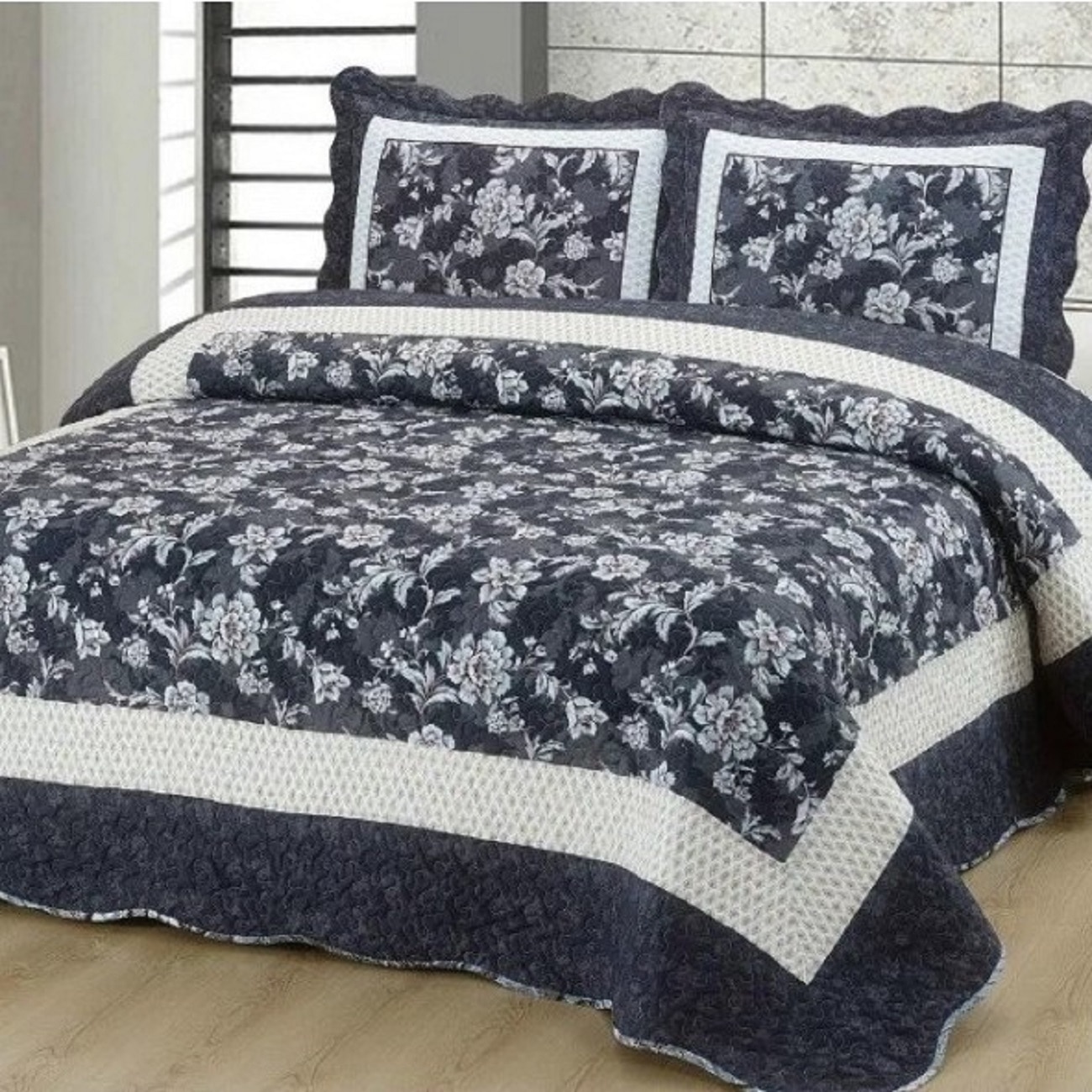 Set Cuvertura de pat dubla matlasata +2 fete de perna pentru 2 persoane, bumbac Vika968