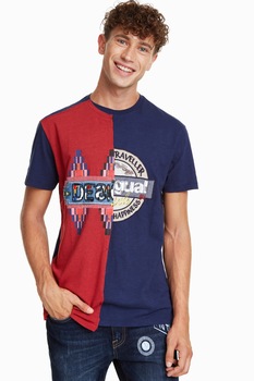 Tricou barbati Desigual, cu imprimeu grafic, Mix, Alb/Albastru inchis/Rosu, M Tricou barbati Desigual, cu imprimeu grafic, Mix, Alb/Albastru inchis/Rosu, M