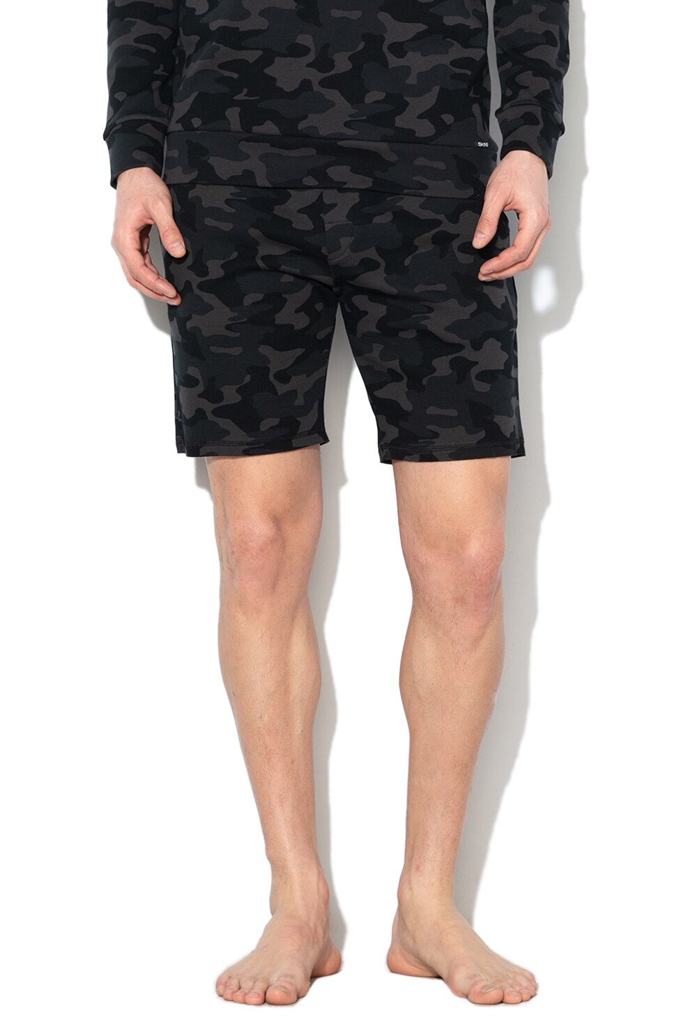 Skiny, Pantaloni scurti de casa, cu imprimeu camuflaj, Negru/Verde forest, L