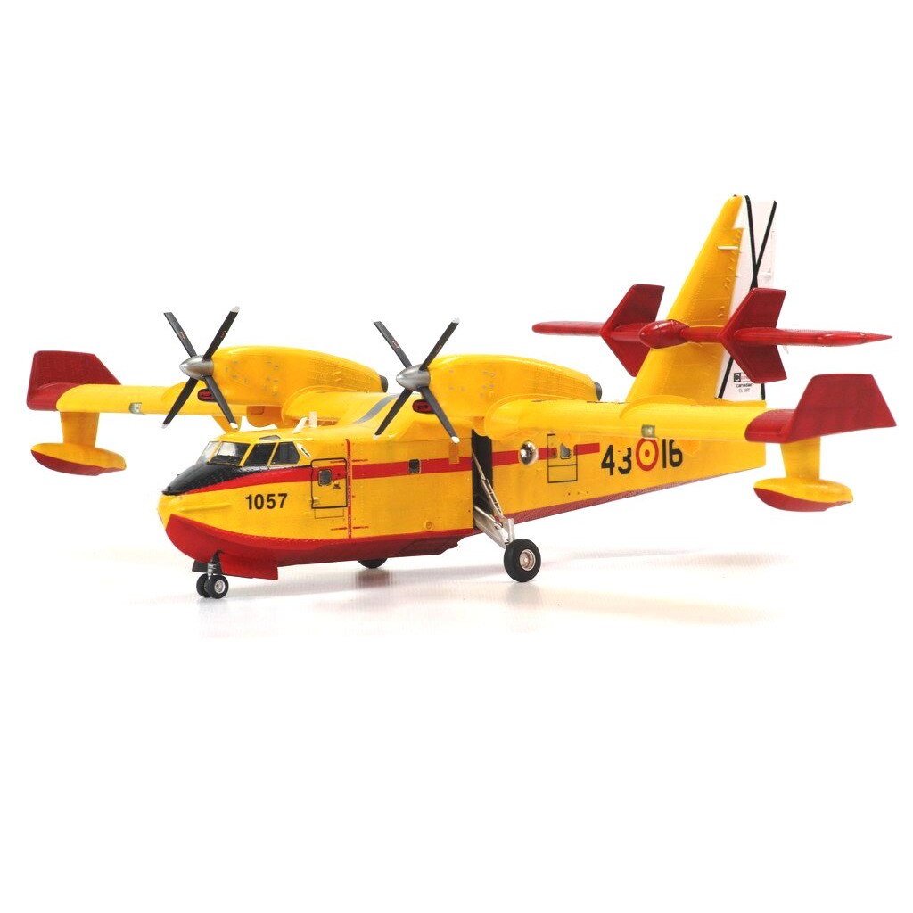 Macheta aeromodele Italeri Canadair CL-415 1:72 ITA 1362