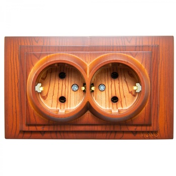 Priza Mono Electric, dublu, incastrata, contact de protectie, rama inclusa, cires, 80 x 130 mm Priza Mono Electric, dublu, incastrata, contact de protectie, rama inclusa, cires, 80 x 130 mm