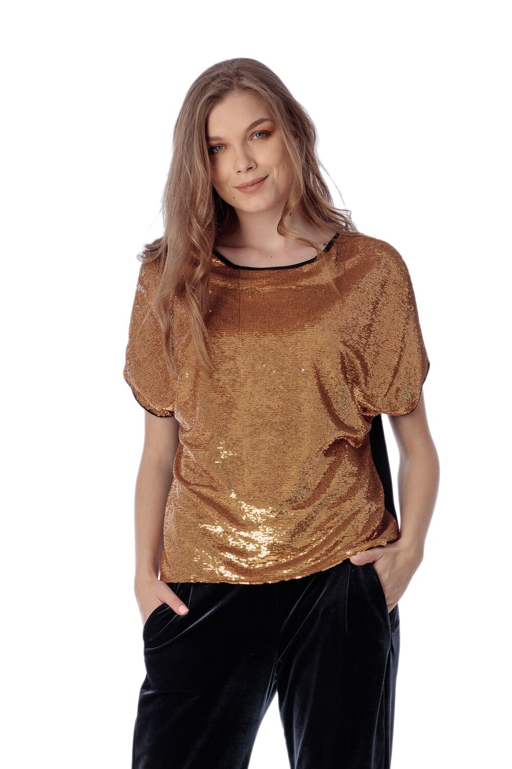 Bluza cu paiete, Lumia