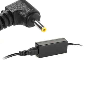 Alimentator Laptop ASUS, 19.0V, 2.1A, 40W, mufa 2.5/0.6 mm Alimentator Laptop ASUS, 19.0V, 2.1A, 40W, mufa 2.5/0.6 mm