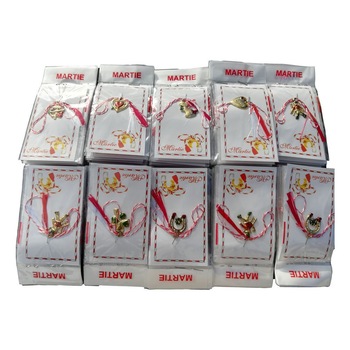 Set 10 martisoare clasice din metal tip pandativ Set 10 martisoare clasice din metal tip pandativ