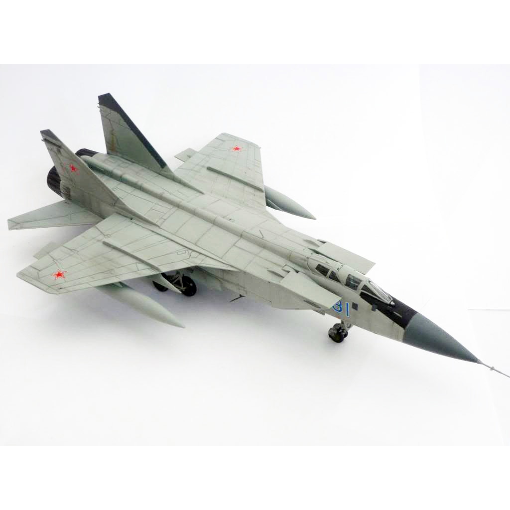 Macheta aeromodele de construit Zvezda Soviet Interceptor Fighter