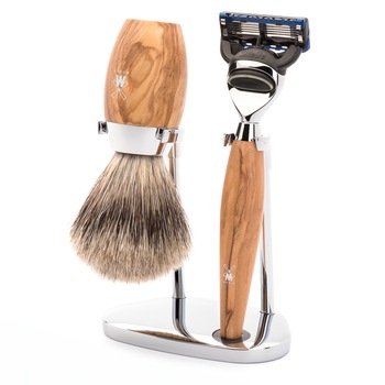 Set de barbierit cu aparat de ras compatibil Gillette Fusion si pamatuf Fine Badger cu par de bursuc si maner din lemn de maslin S 281 H 870 F Set de barbierit cu aparat de ras compatibil Gillette Fusion si pamatuf Fine Badger cu par de bursuc si maner din lemn de maslin S 281 H 870 F