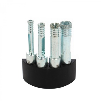 Set carote 5/6/8/10 mm, Hitachi 780712 + rezervor apa AN Set carote 5/6/8/10 mm, Hitachi 780712 + rezervor apa AN