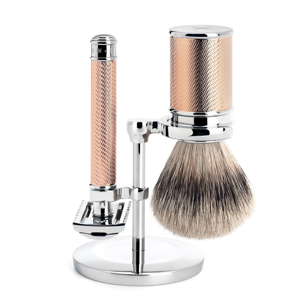 Set de barbierit cu aparat de ras clasic si pamatuf Silvertip Badger cu par de bursuc S 091 M 41 RG