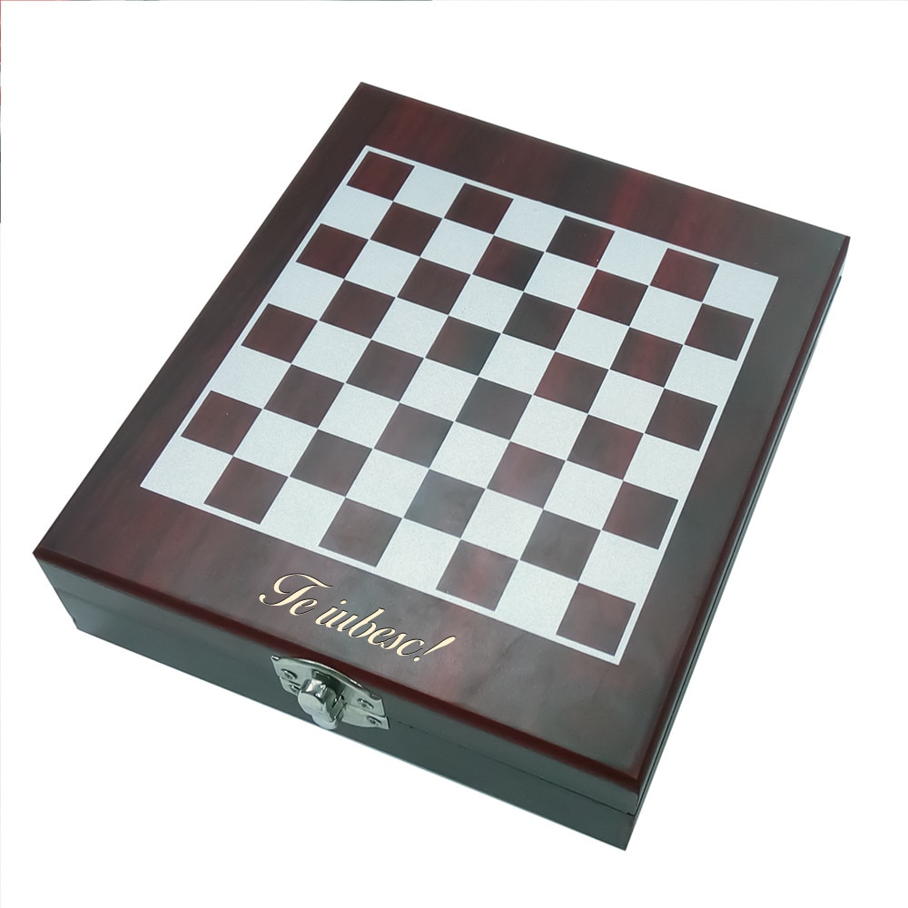 Set de Vin cu Joc Sah 