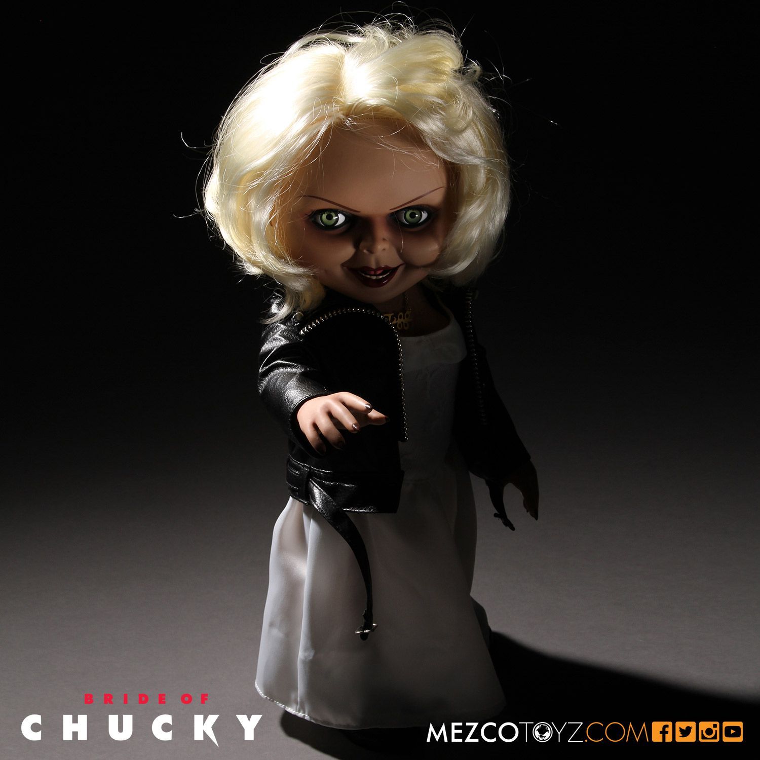 Bride of Chucky Tiffany フィギュア Figurina Bride of Chucky Talking Tiffany Doll 38 cm - eMAG.ro
