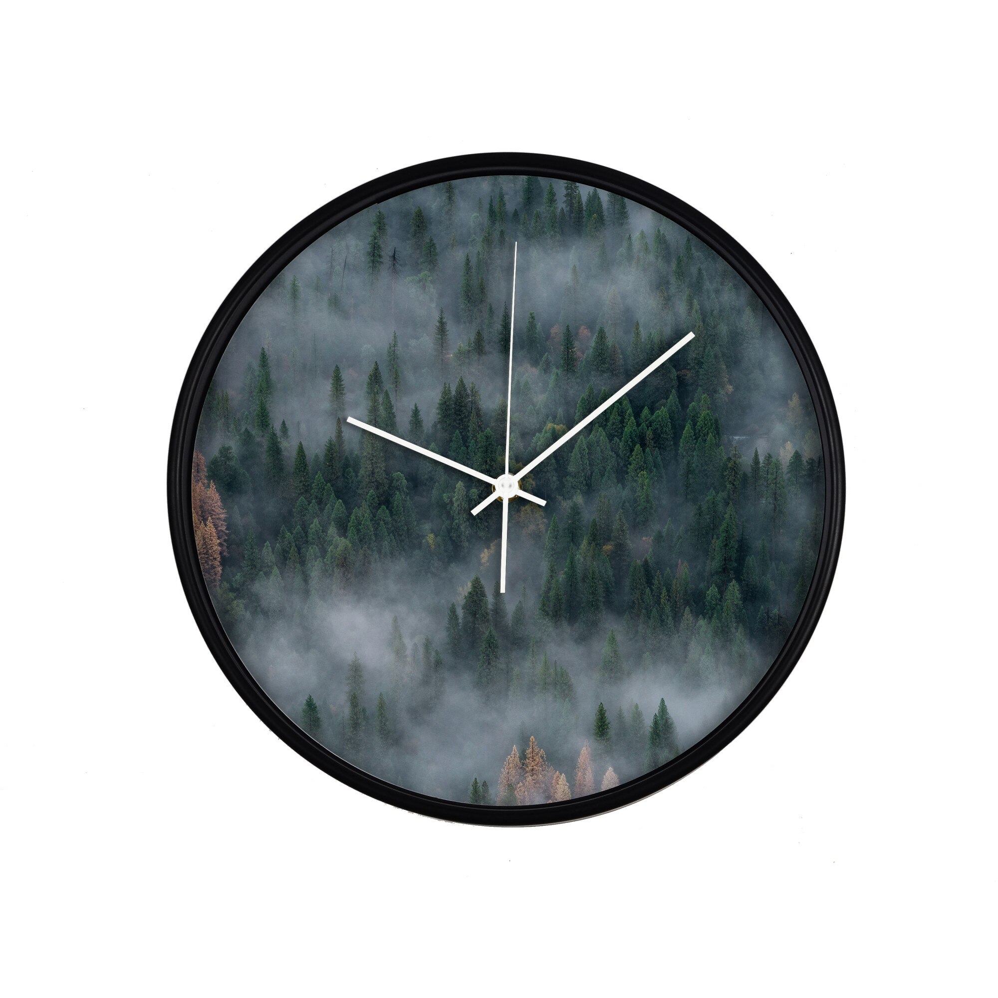 Ceas perete, produs DekoStore, pentru birou, living sau showroom, cu mecanism silentios, Padure de brazi in ceata, diametru 30 cm, rama neagra din plastic