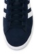 adidas Performance, Daily 2.0 Liverpool F.C. Strike sneakers cipő nyersbőr és bőrszegélyekkel, Fehér, Tengerészkék, 7.5