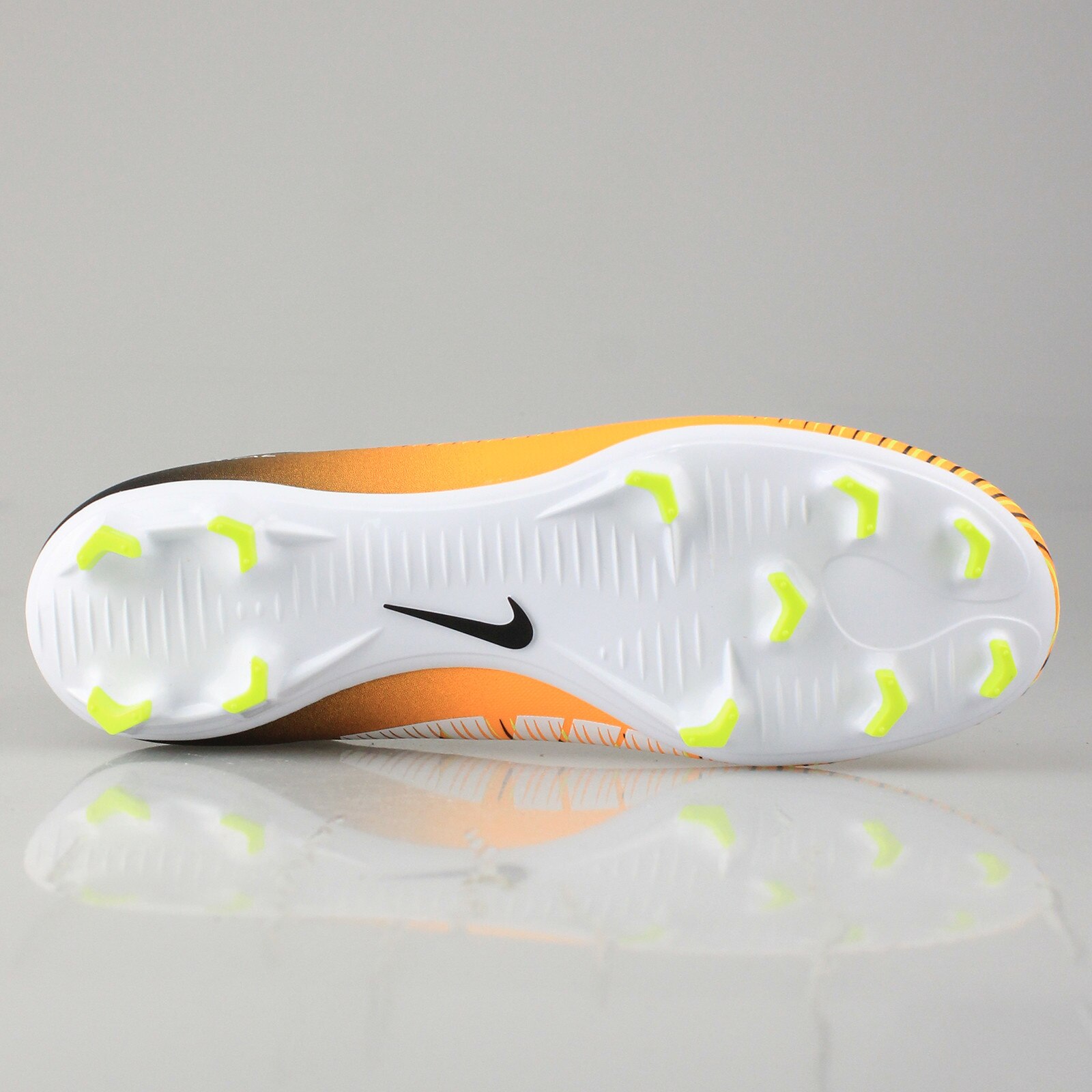 Ghete de fotbal barbati Nike Mercurial Victory VI Dynamic Fit Firm