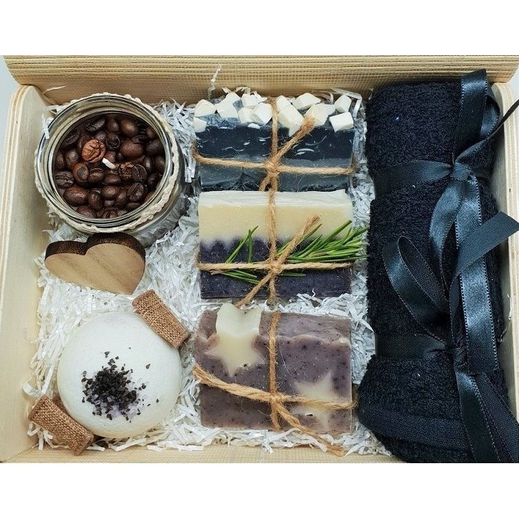 Pachet cadou,Produse 100% naturale handmade,''Putere Infinita'',NaturaBlu, 3 sapunuri100% naturale, lumanare cu aroma de cafea, sfera spumanta si efervescenta, prosop de fata