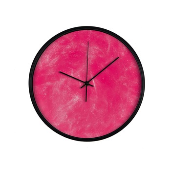 Ceas perete, produs DekoStore, pentru birou, living sau showroom, cu mecanism silentios, Rosu instelat, diametru 30 cm, rama neagra din plastic Ceas perete, produs DekoStore, pentru birou, living sau showroom, cu mecanism silentios, Rosu instelat, diametru 30 cm, rama neagra din plastic