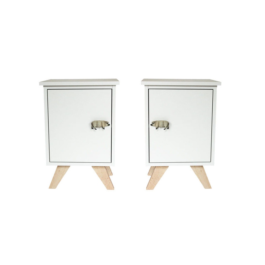 Set de doua noptiere cu manere in forma de purcel, Inny, 60x35x40 cm, Lemn, Alb